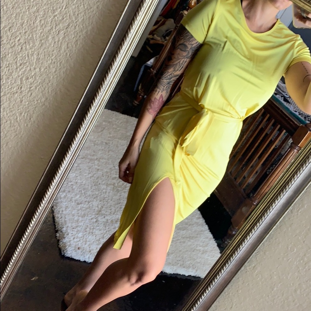 Slinky Bright yellow midi